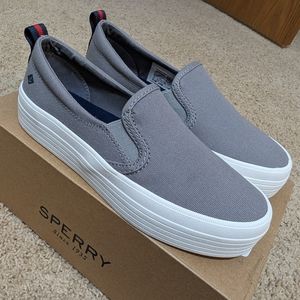 Sperry Crest slip on